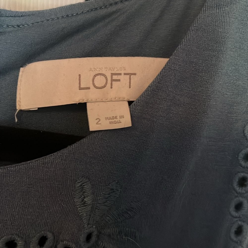 Loft stretchy dress, size 2 - Picture 4 of 6